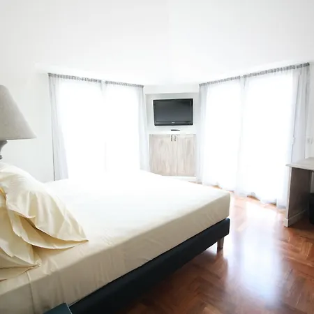 Plinius Lifestyle 4* Como