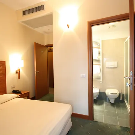 Plinius Lifestyle 4* コモ