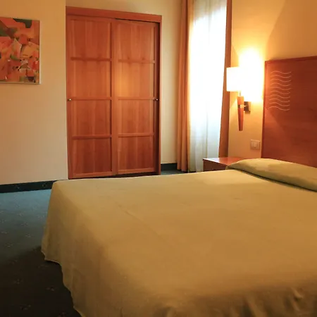 Отель Plinius Lifestyle 4*
