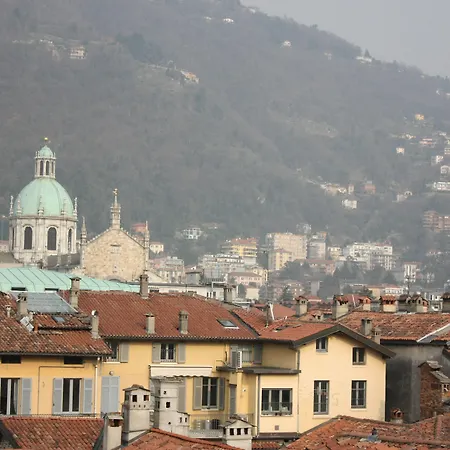 ホテル Plinius Lifestyle 4*