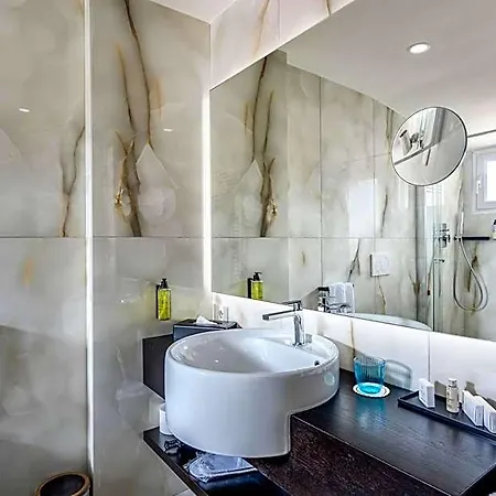 Plinius Lifestyle Otel 4*