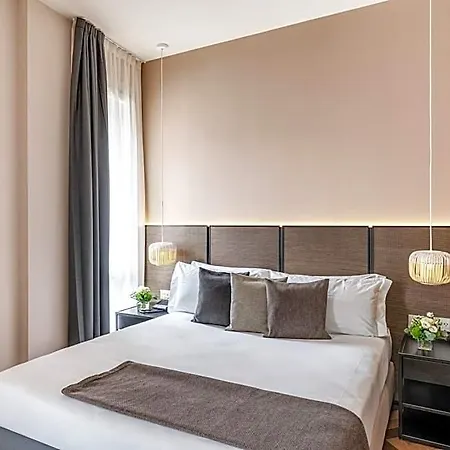Otel Plinius Lifestyle 4*