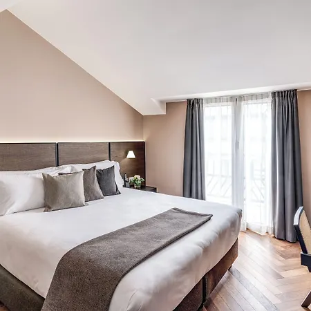 Hotel Plinius Lifestyle 4*