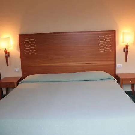 Plinius Lifestyle Отель 4*