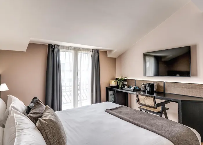 Hotel Plinius Lifestyle 4*