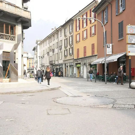 Plinius Lifestyle מלון 4*