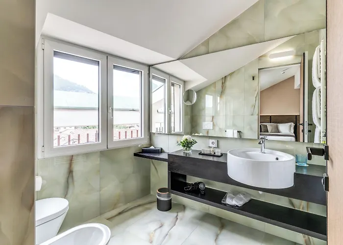 Plinius Lifestyle Hotel 4*