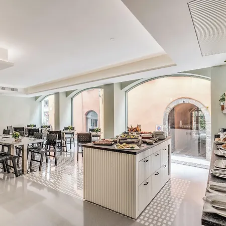 Plinius Lifestyle 4* Como